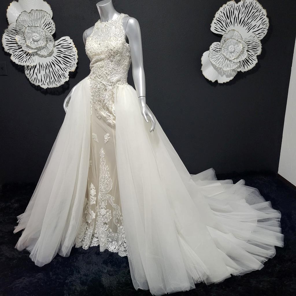NWT~$2100~LO’ADORO~2/4~IVORY OFF WHITE RHINESTONE DETACHABLE TRAIN WEDDING DRESS
