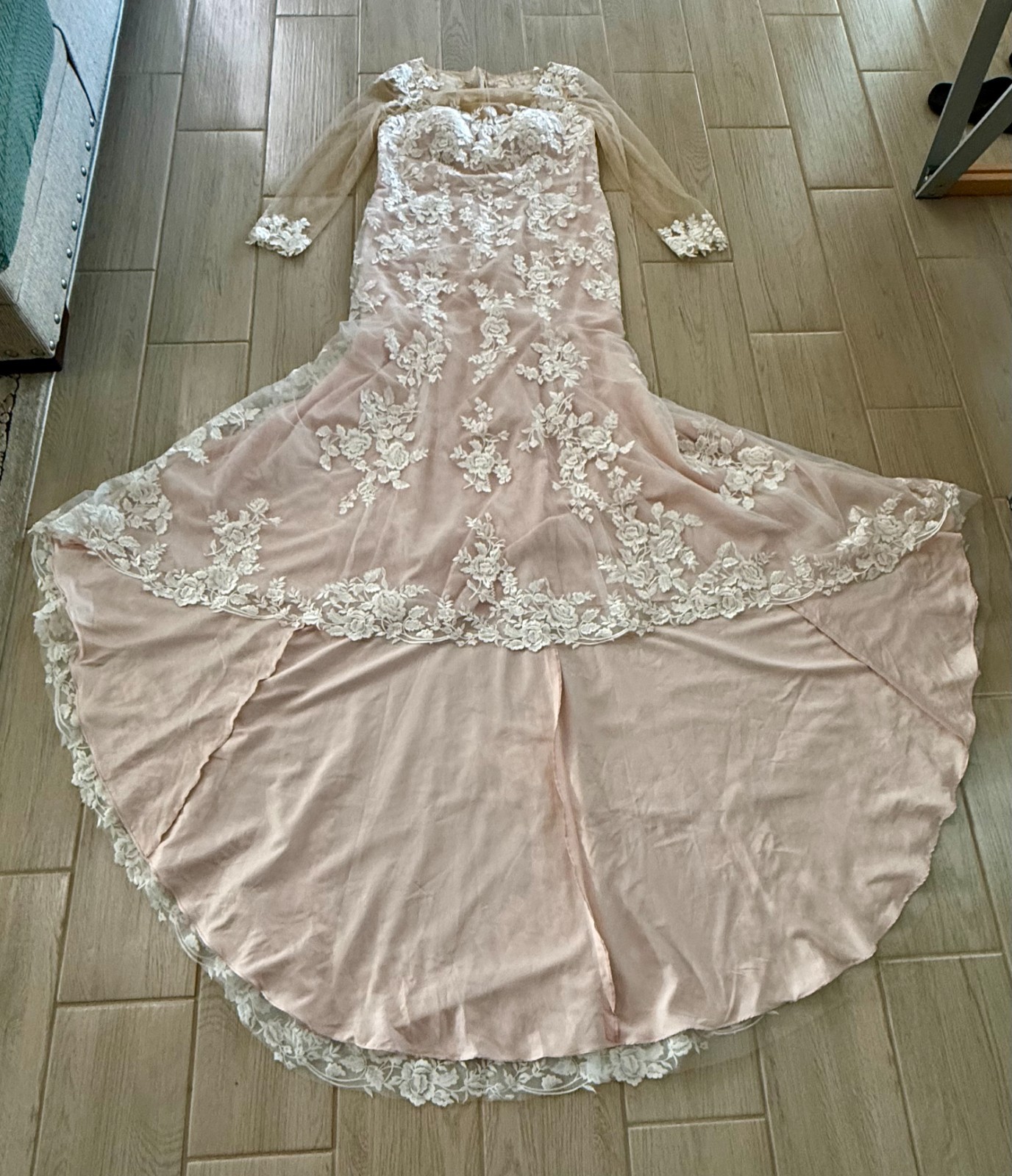 CUSTOM MADE PEACH/BLUSH WEDDING DRESS WITH LINER, LACE & SILK COVERED BUTTONS