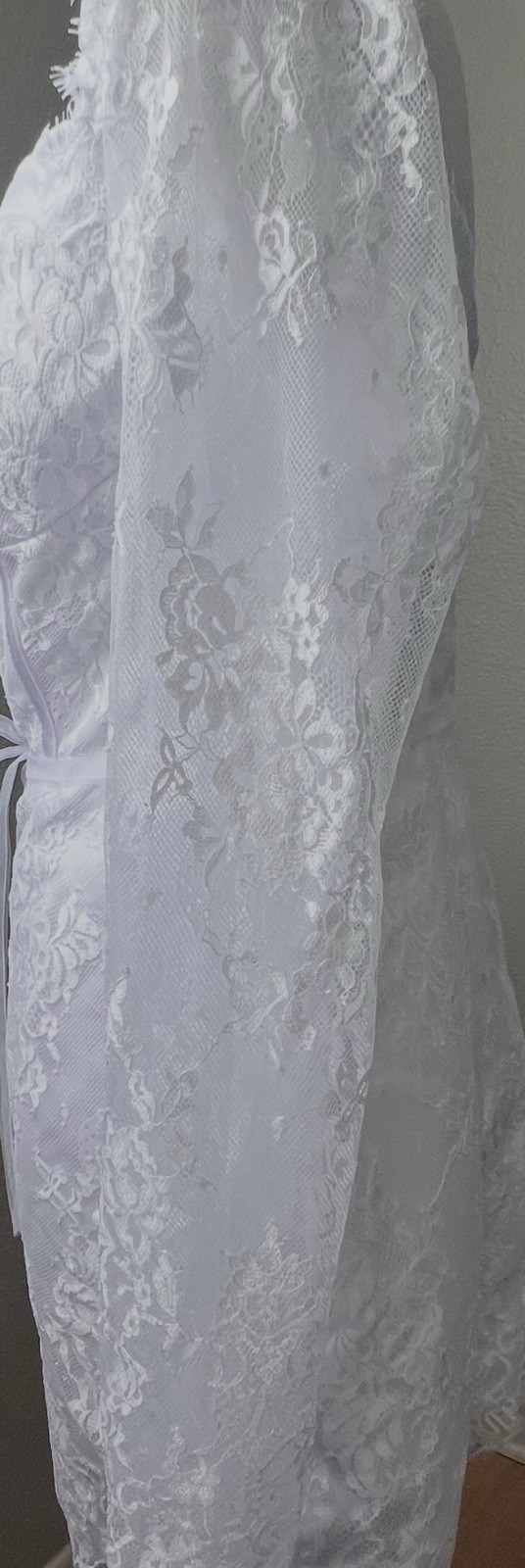 #20-11 White lace satin corset boning off the shoulder mini dress. Size:Small/6