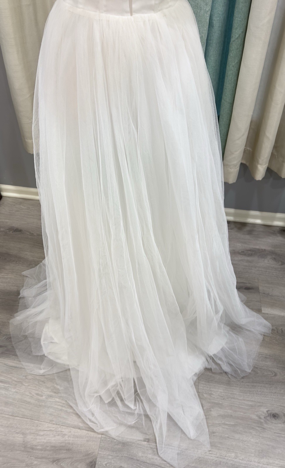 Women’s Faeriesty Ruffle Trim Off Shoulder A Line Wedding Gown Dress XS NWT