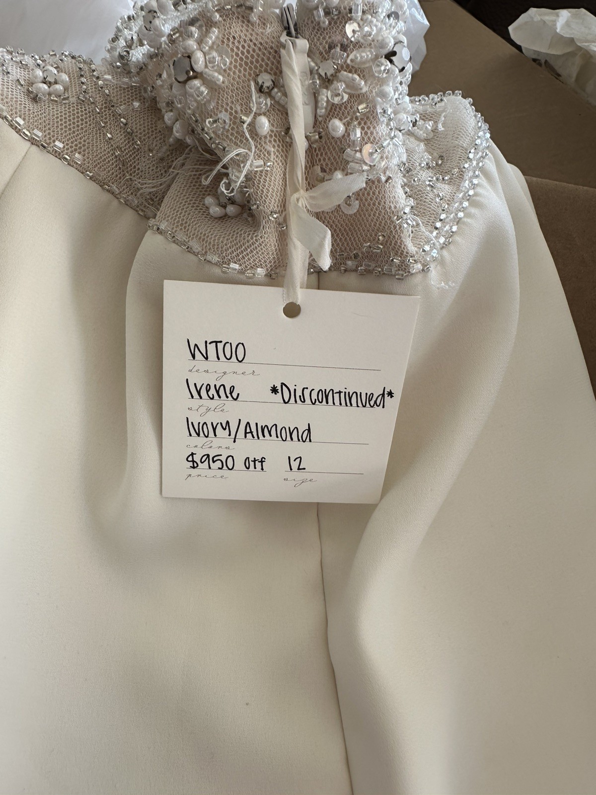 Willowby by Watters Irene Women’s Wedding Gown Size 12 Unaltered Sample Dress