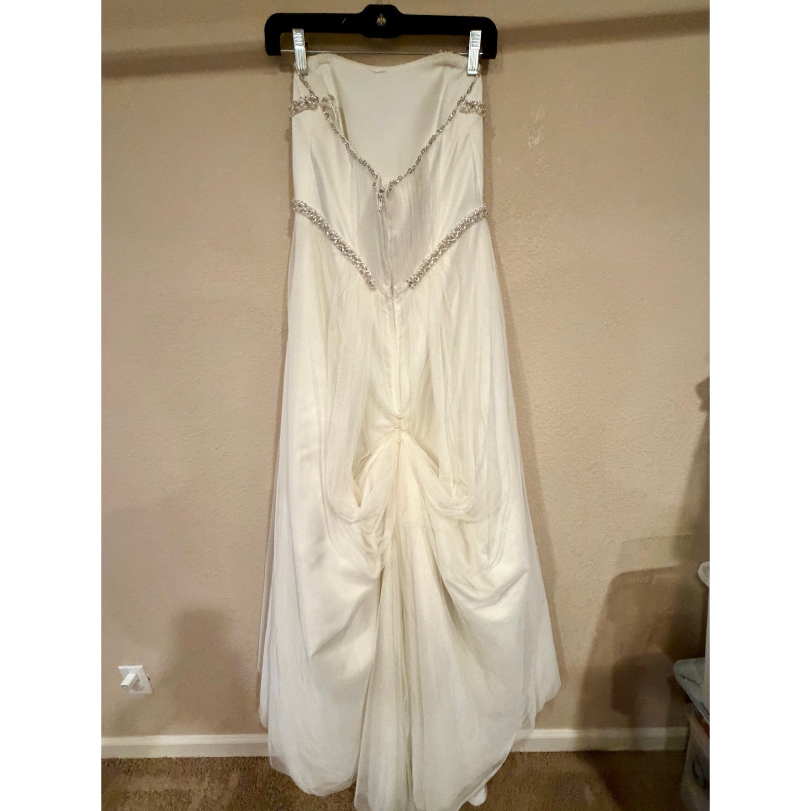 Davids Bridal Ivory Strapless Tulle Wedding Gown Size 8 Embellished Waist Beaded