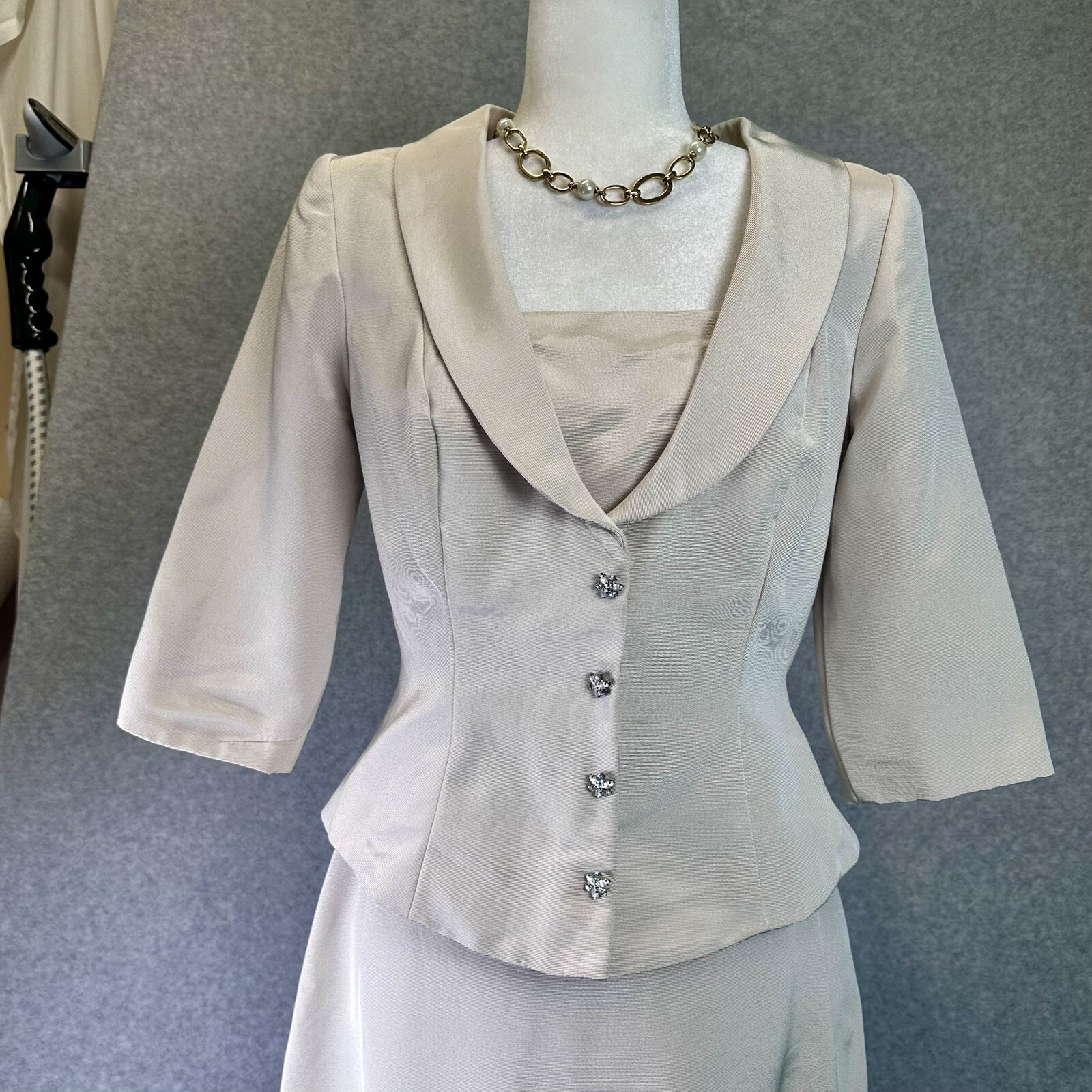Vintage Formal Wedding Two 2-Piece Watters & Watters Modern Size 8 Ivory Satin