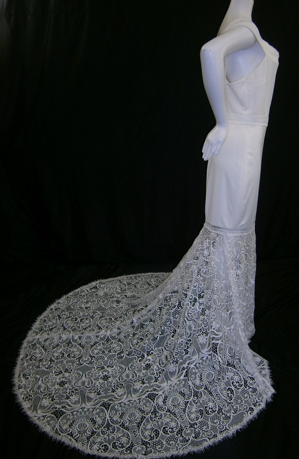 Chosen Kyha Wedding Dress 10-12 Ivory Lace Matte Jersey Crochet Off Shoulders