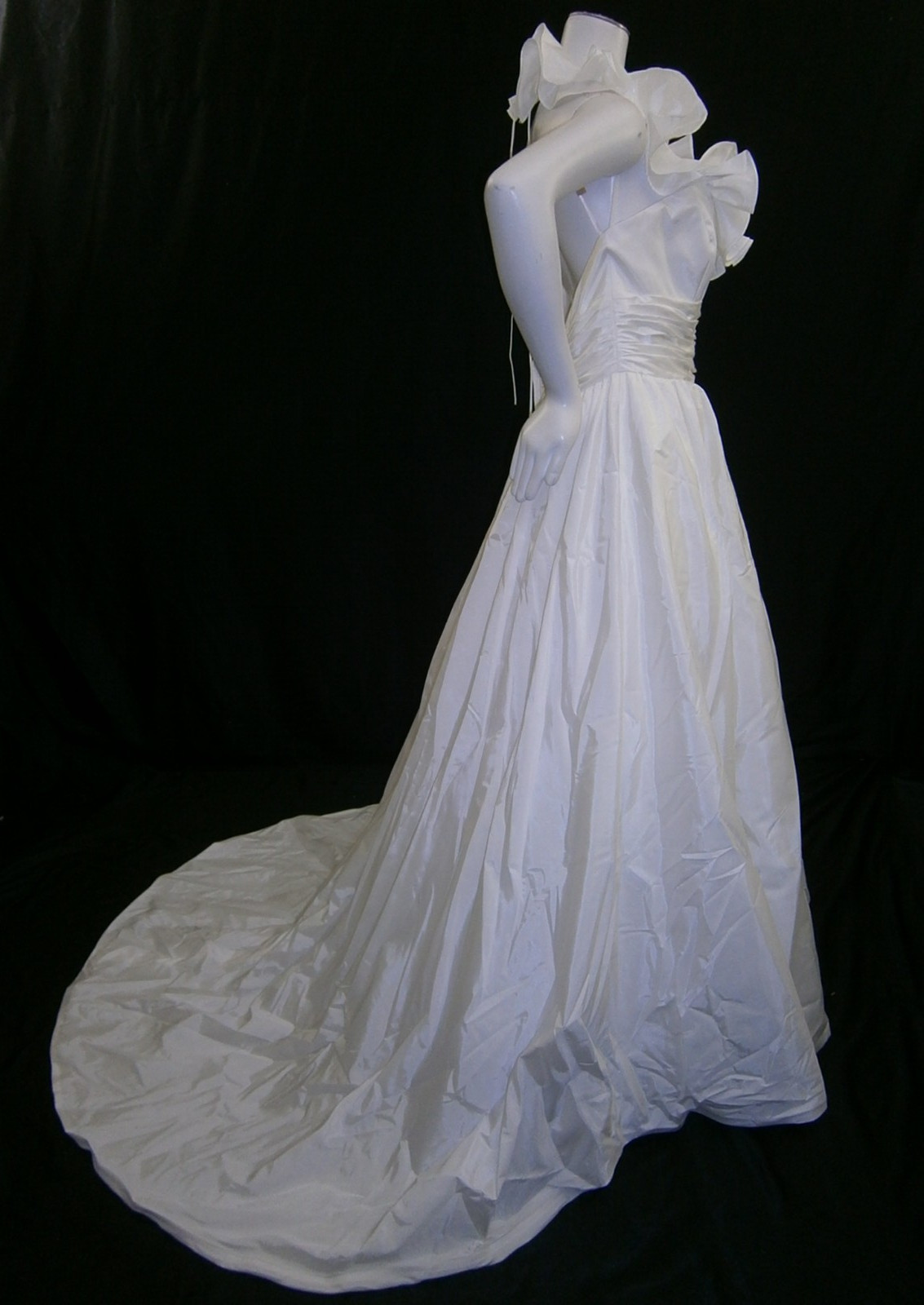 Casablanca Wedding Dress Ball Gown 12 Ivory Satin Ruffle Bodice NWT