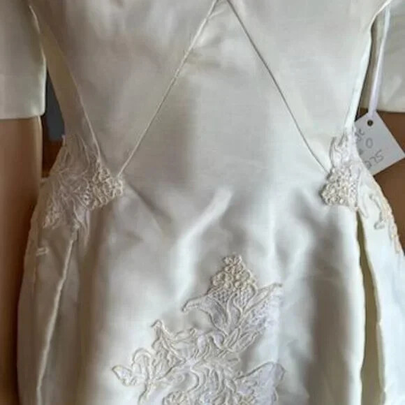 * Vintage Short Sleeve Ivory Taffeta Lace Bridal Ball Gown Wedding Dress Size 0