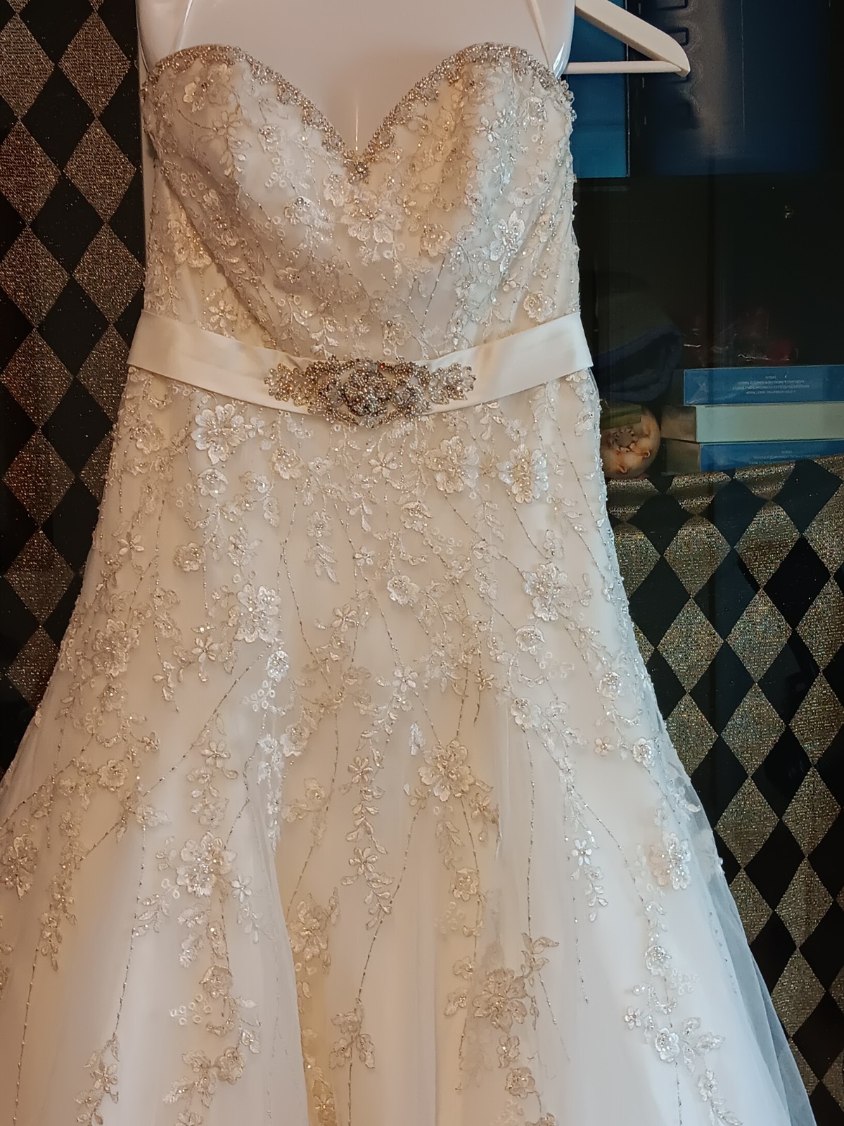 Mori Lee Wedding dress Embroided size 12 Pearl
