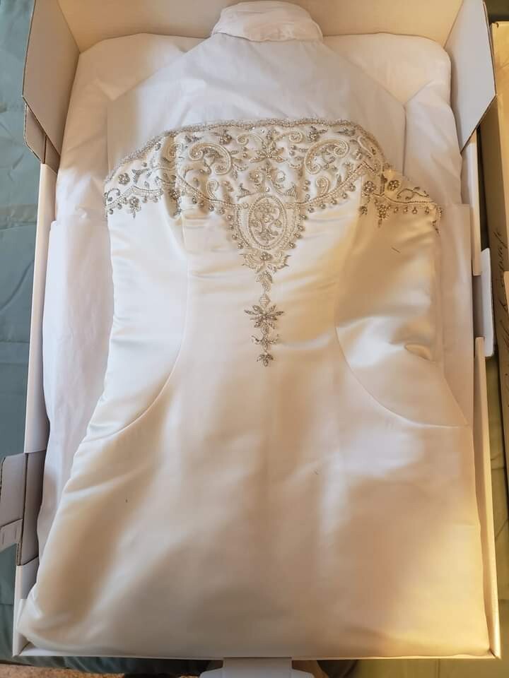La Sposa ivory a-line wedding gown