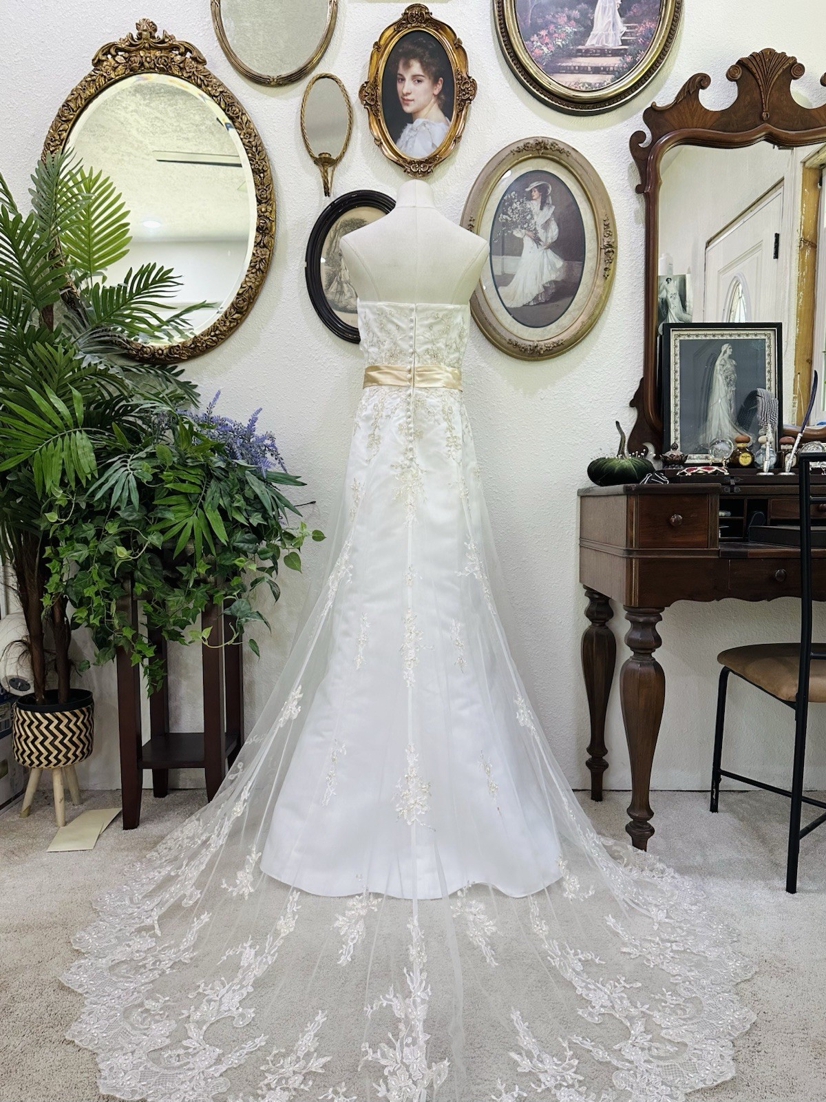 Vintage Alfred Angelo Wedding Dress | Champagne Embellished Lace Bridal Gown