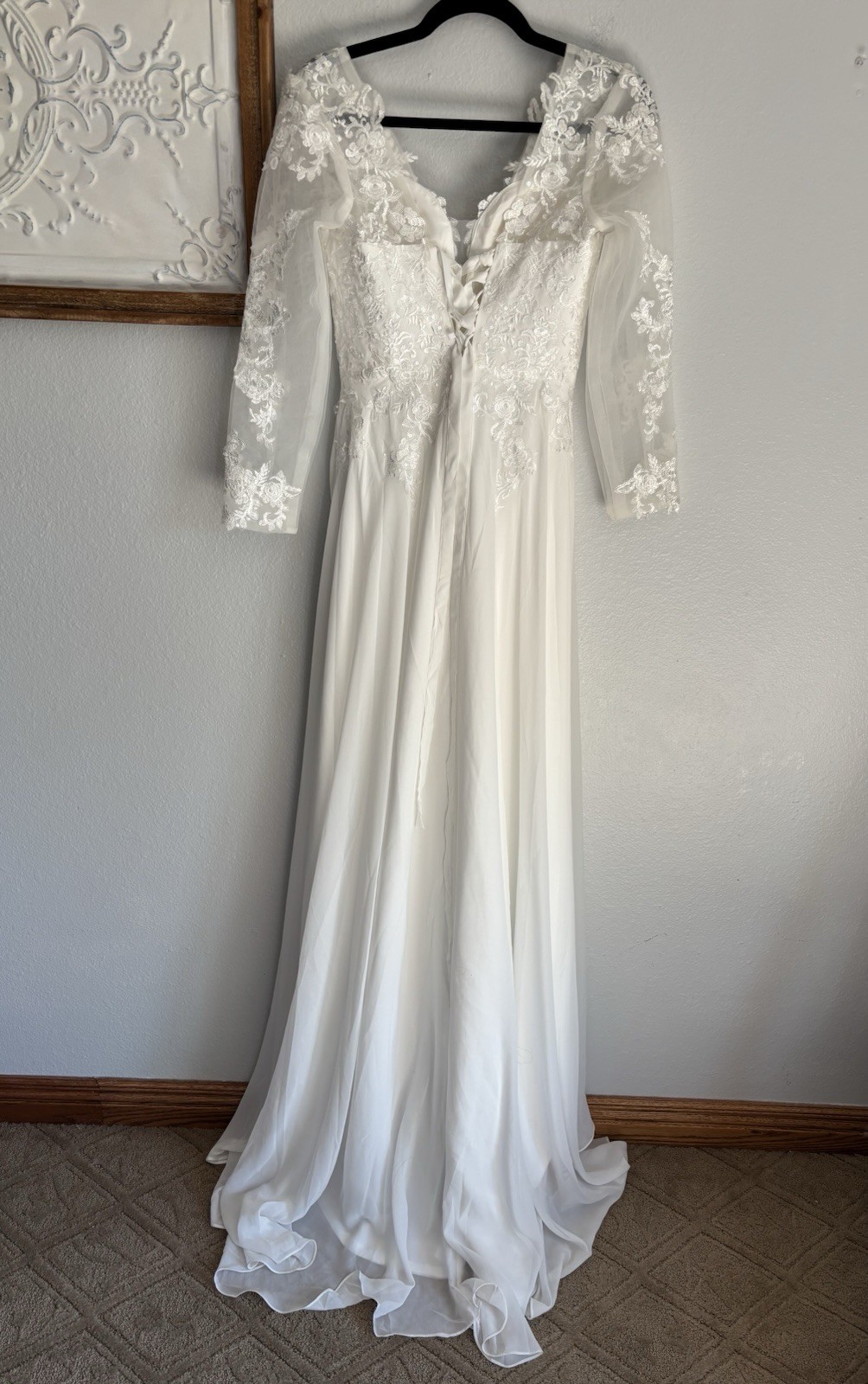 Findlovewedding size 4 bridal off White A-line Lace Wedding Dress 3/4 sleeve NWT