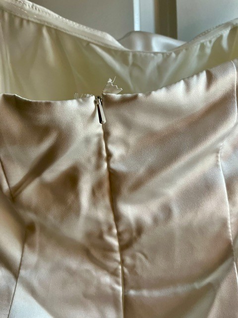 David’s Bridal Strapless Satin and Tulle Ball Gown Size 4 Soft White