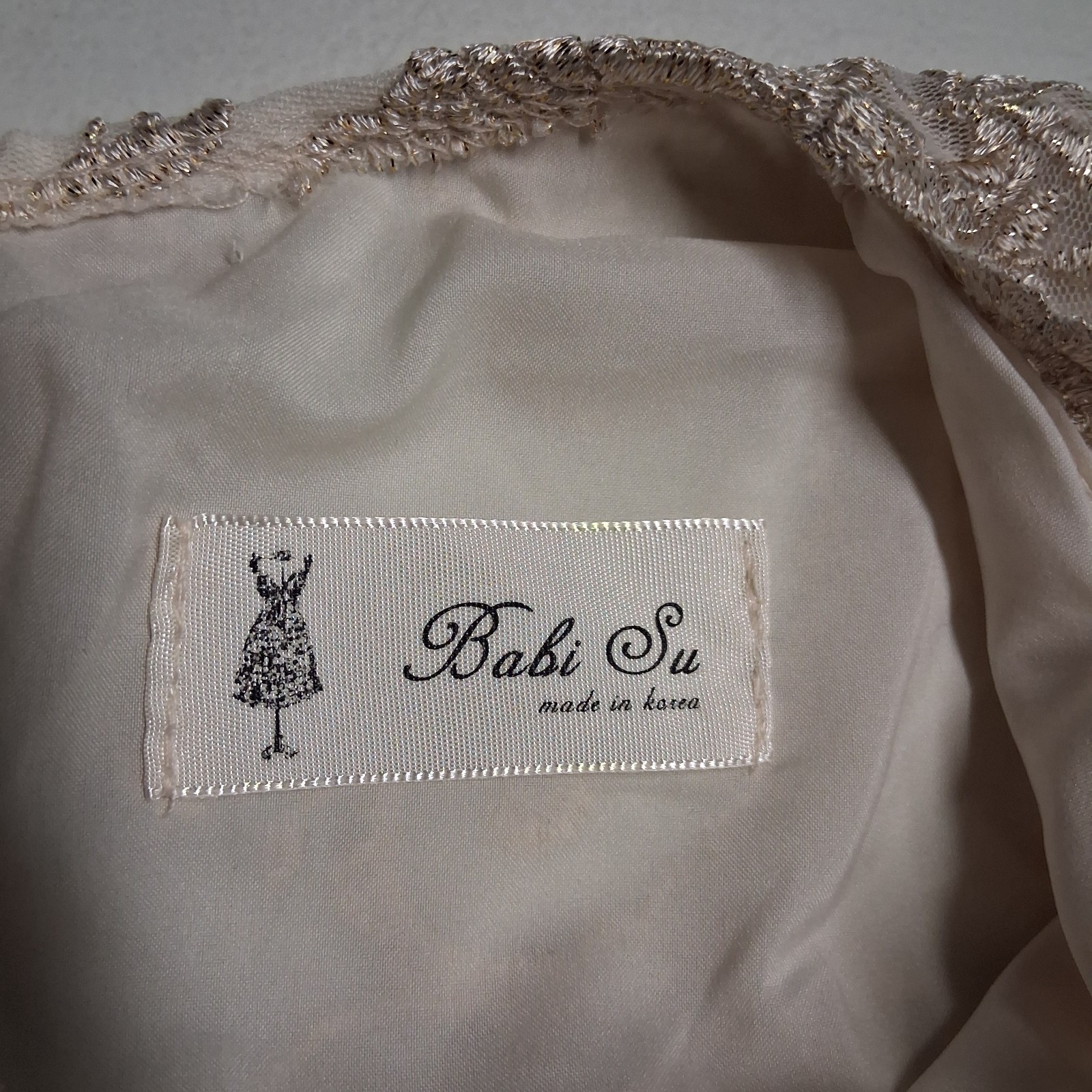 Babi Su Ivory Lace Long Sleeve Intricate Embroidery Midi Wedding Dress Xsmall
