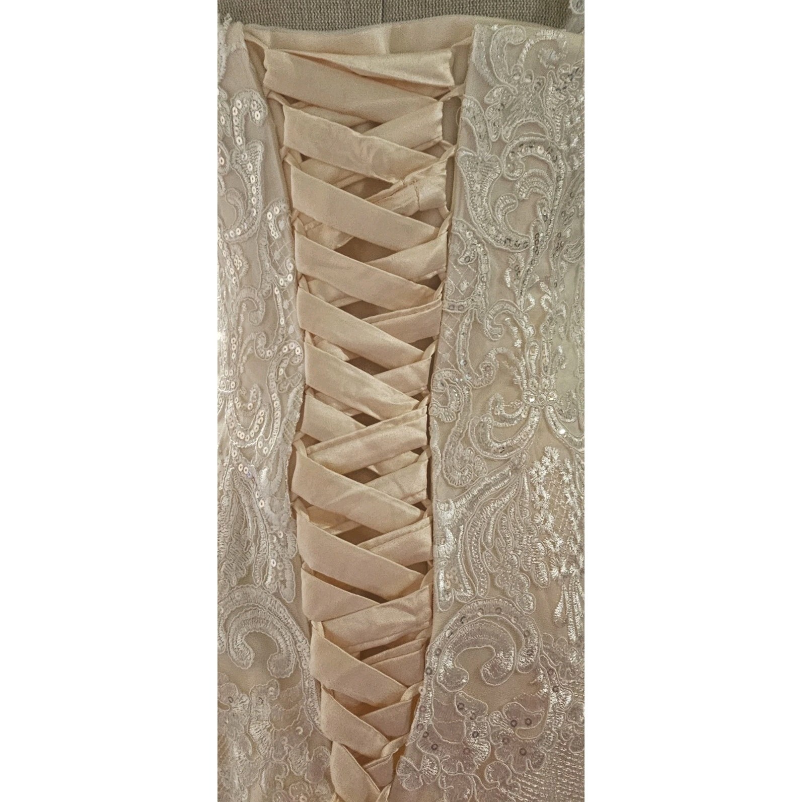 Wedding Dress Size 2 Unbranded Sequined Ivory Off White Adjustable Lace Up NWT
