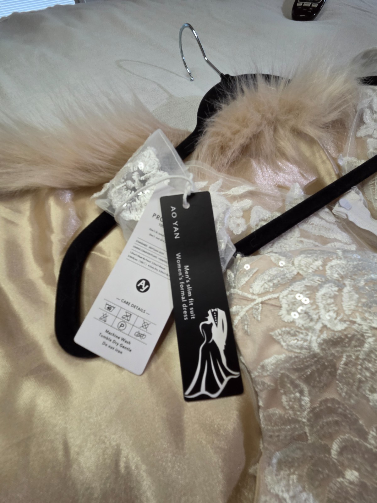 Wedding dress size 8 Unaltered NWT Faux Blush Shrug, Crystal Sash and Jelewery