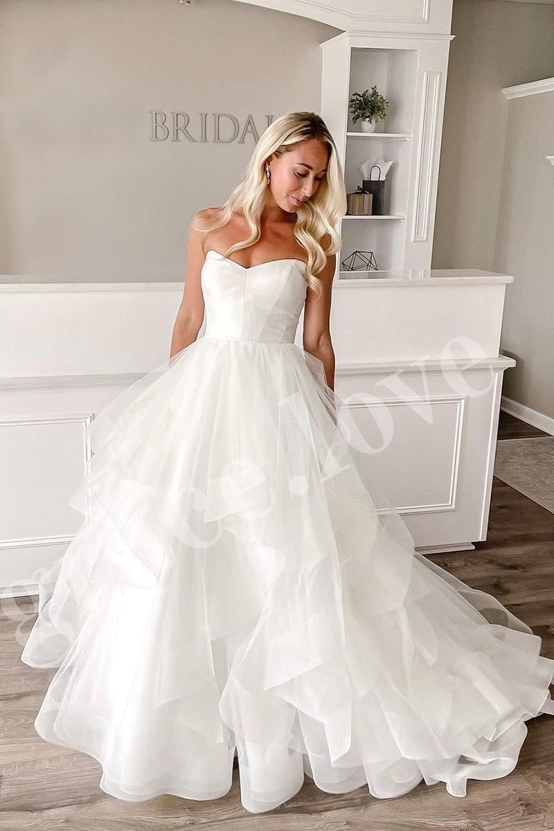 Simple Wedding Dresses Strapless Ruffles A Line Sweep Train Beach Bridal Gowns