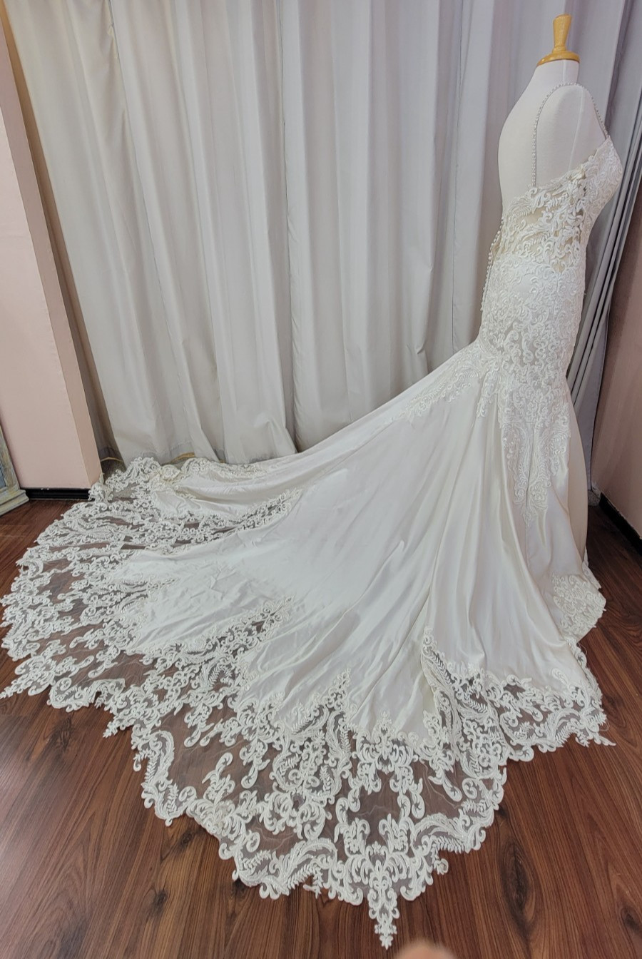 Morilee Bridal Mermaid Satin Lace Wedding Dress 2121 Sinead Ivory Candlelight 12