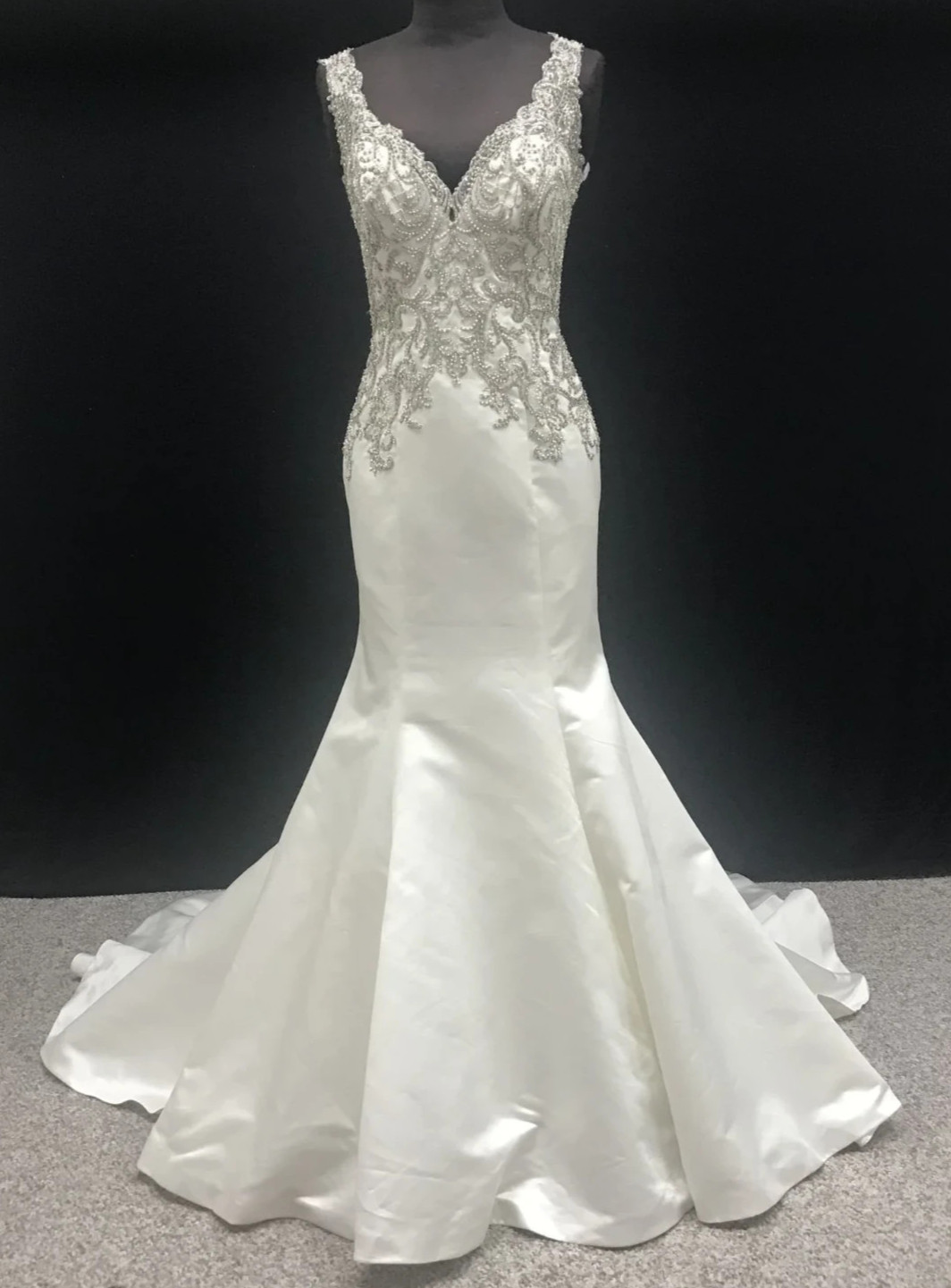 Allure 9362 Wedding Dress 8 Cafe Ball gown Illusion Satin Beaded Buttons NWT