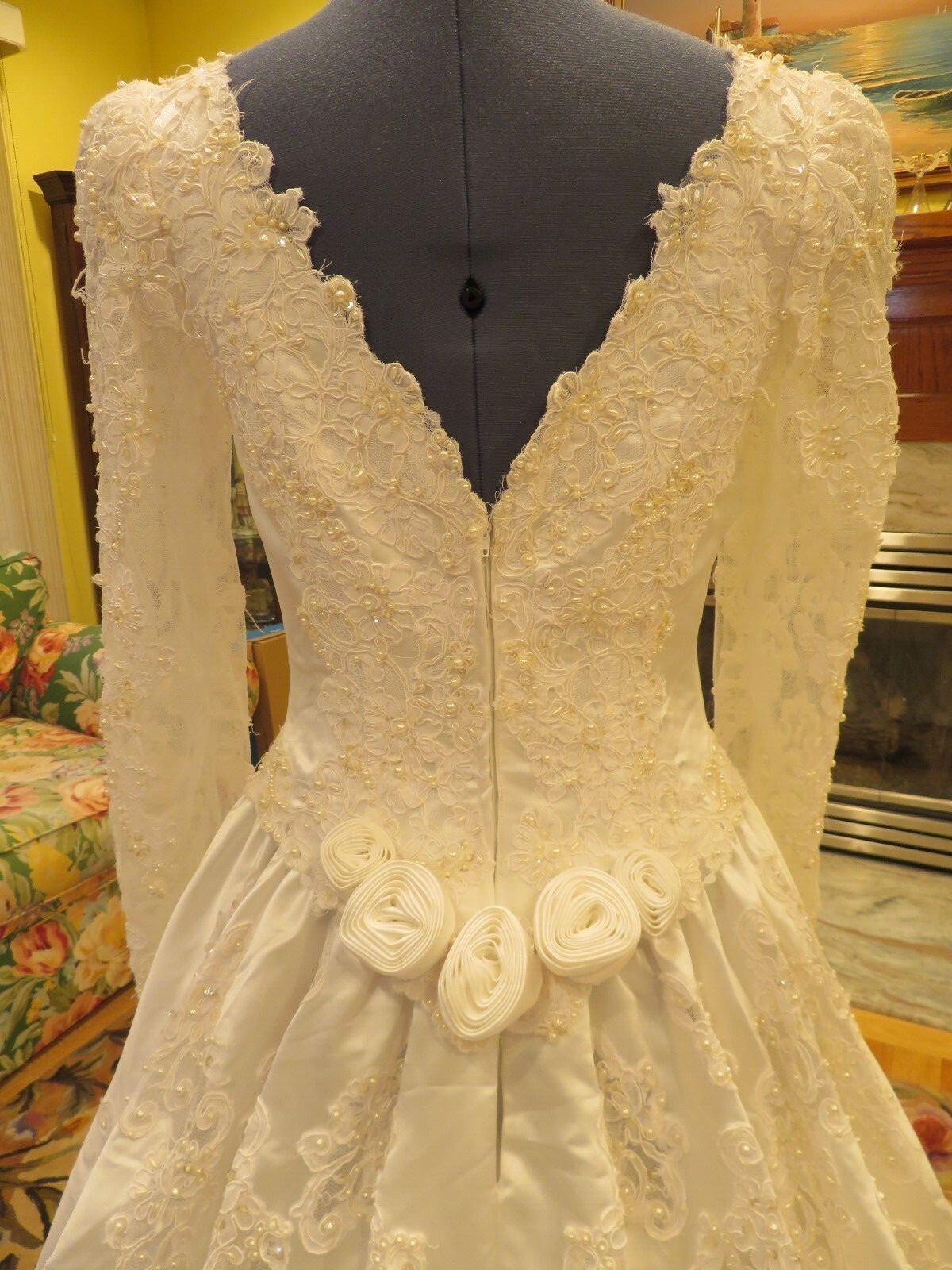 NEW Mori Lee ALENCON LACE Vintage Wedding Dress PRINCESS Gown ROYAL Train WOW