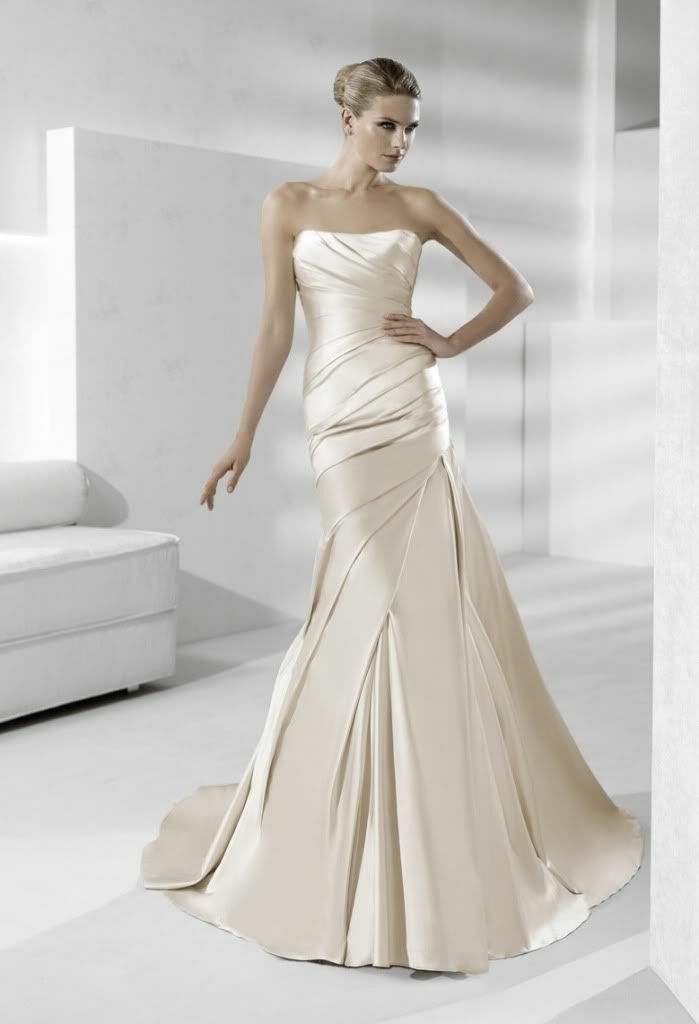 La Sposa Fanal Wedding Dress