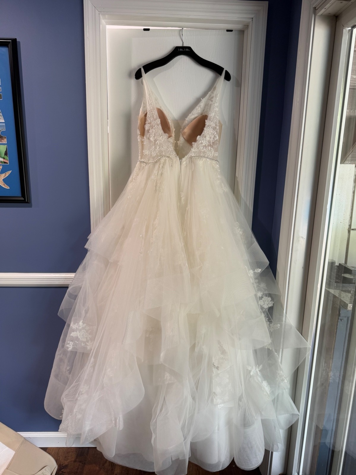 Martina Liana size 12 wedding dress, minor alterations, excellent condition
