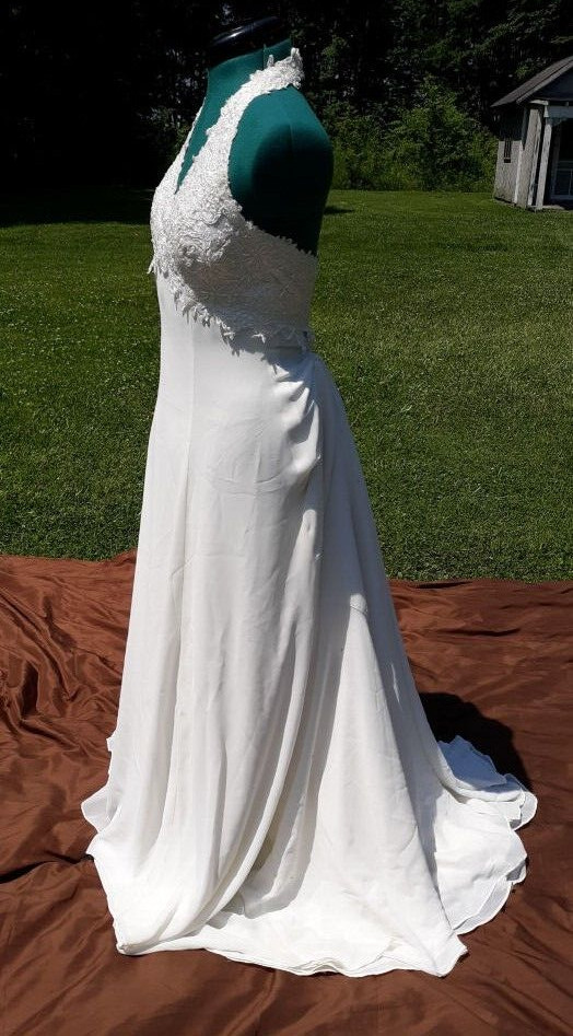 Ginnis by Montique Chiffon Boho Beach Wedding Dress Halter REDUCED!!