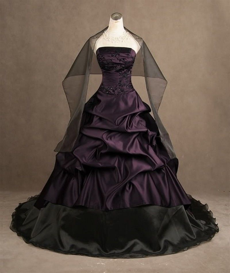 Vintage Victorian Purple Wedding Dresses Off Shoulder A Line Satin Bridal Gowns