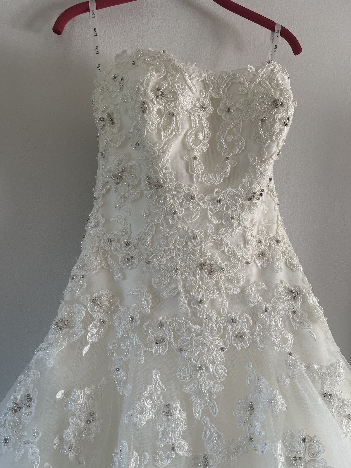 La Soie Bridal Wedding Gown White Tulle Ball Gown Strapless Crystals Beaded US 6