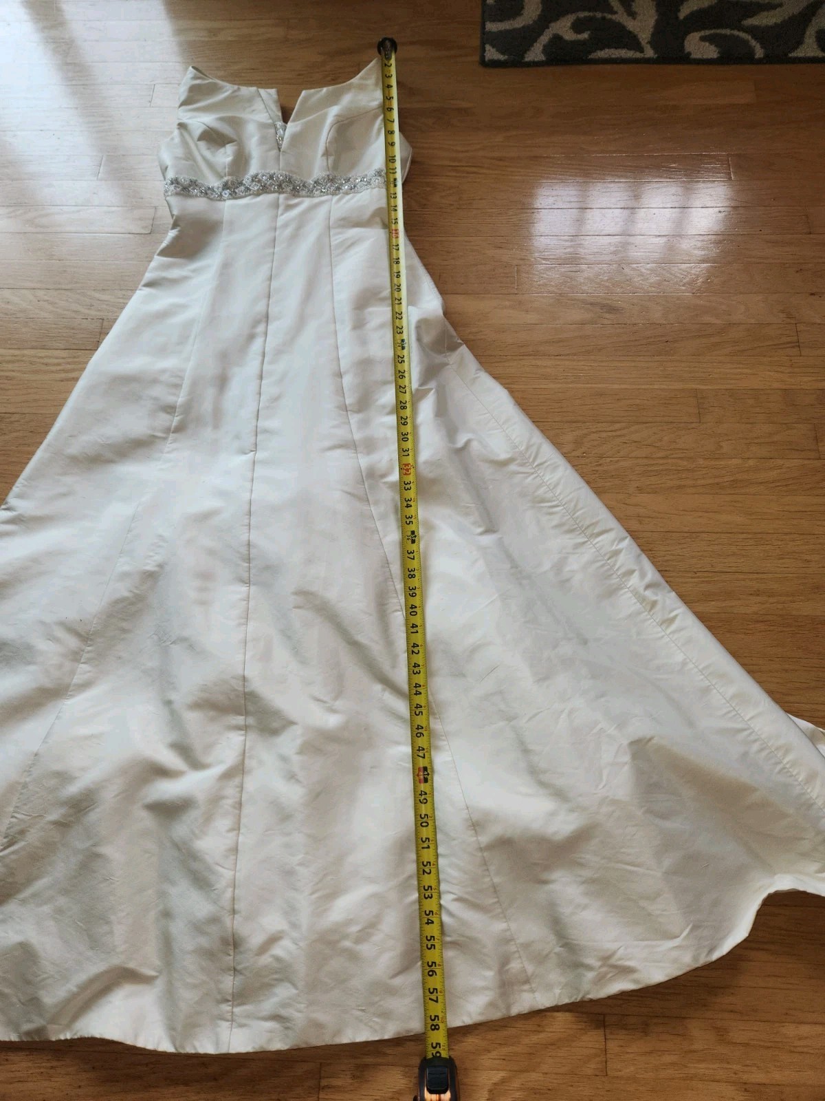 2 Be Bride 100% SILK Ivory Wedding Gown* sz8 beaded & Covered Buttons*Very Gd!!
