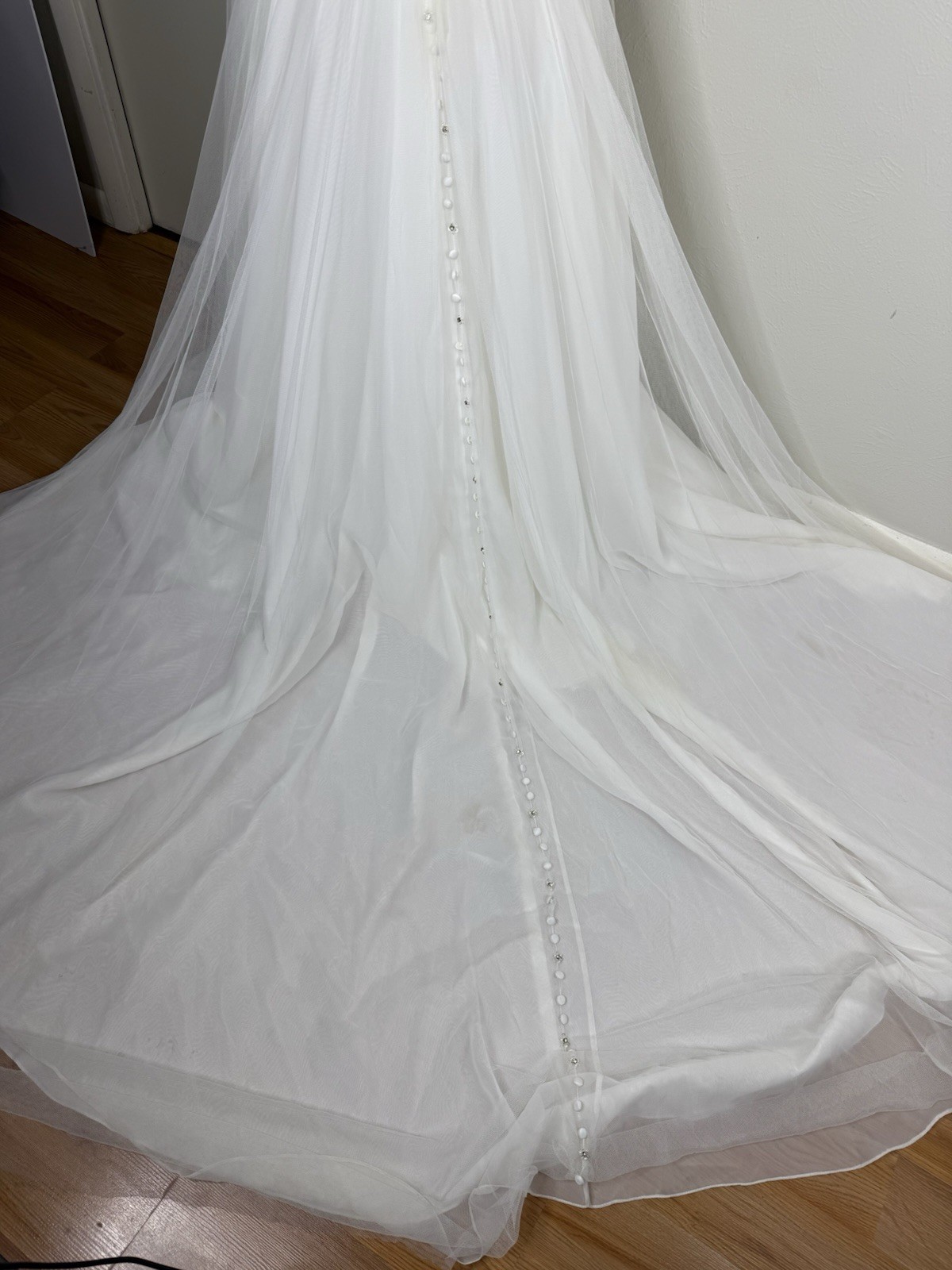 Allure Bridal Beaded Crystal Buttons Wedding Dress Ivory Silver 14 9373 Train