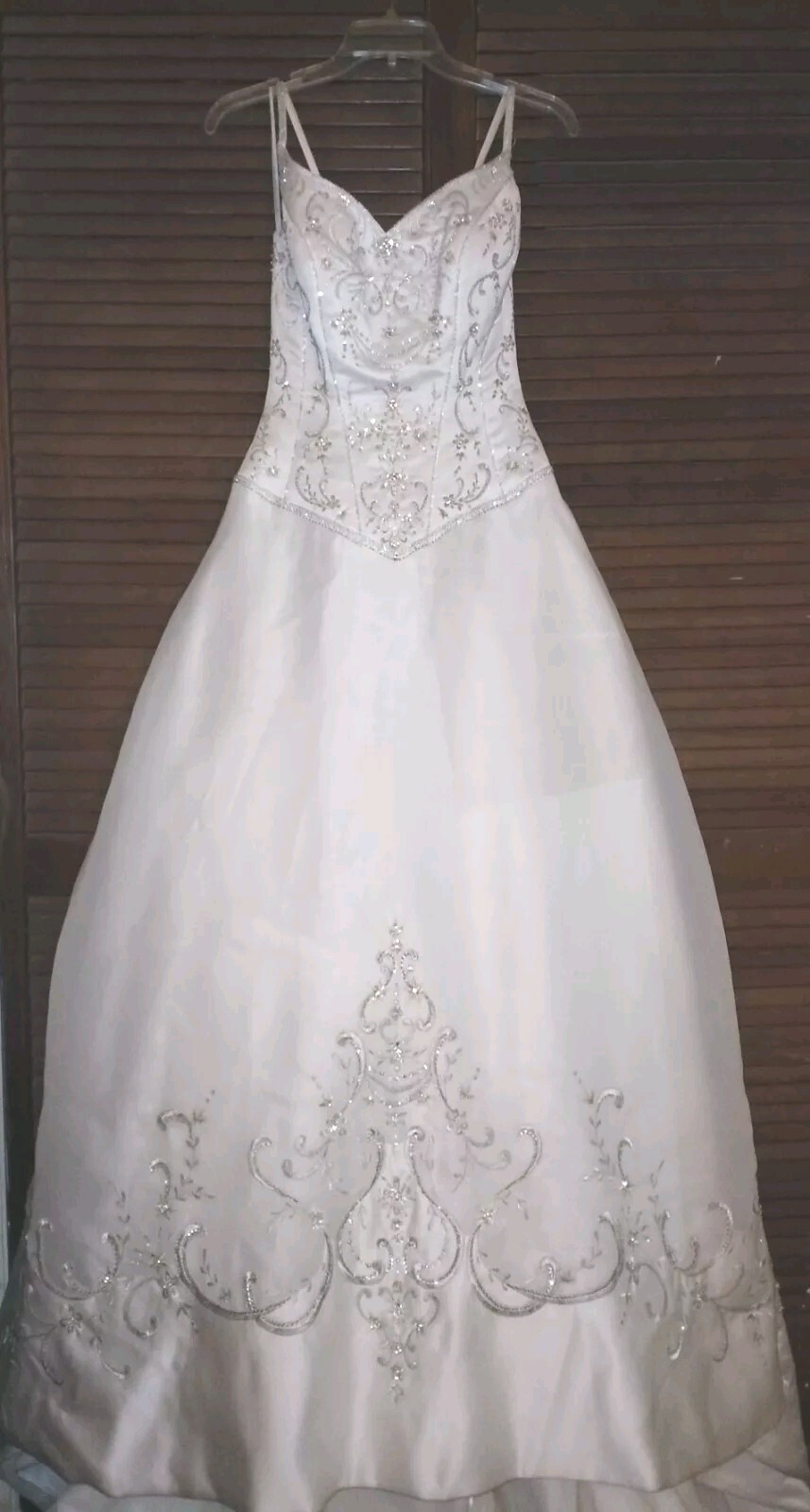 JASMINE HAUTE COUTURE BEADED RHINESTONE WEDDING DRESS BUTTON EXCELLENT PRICE!