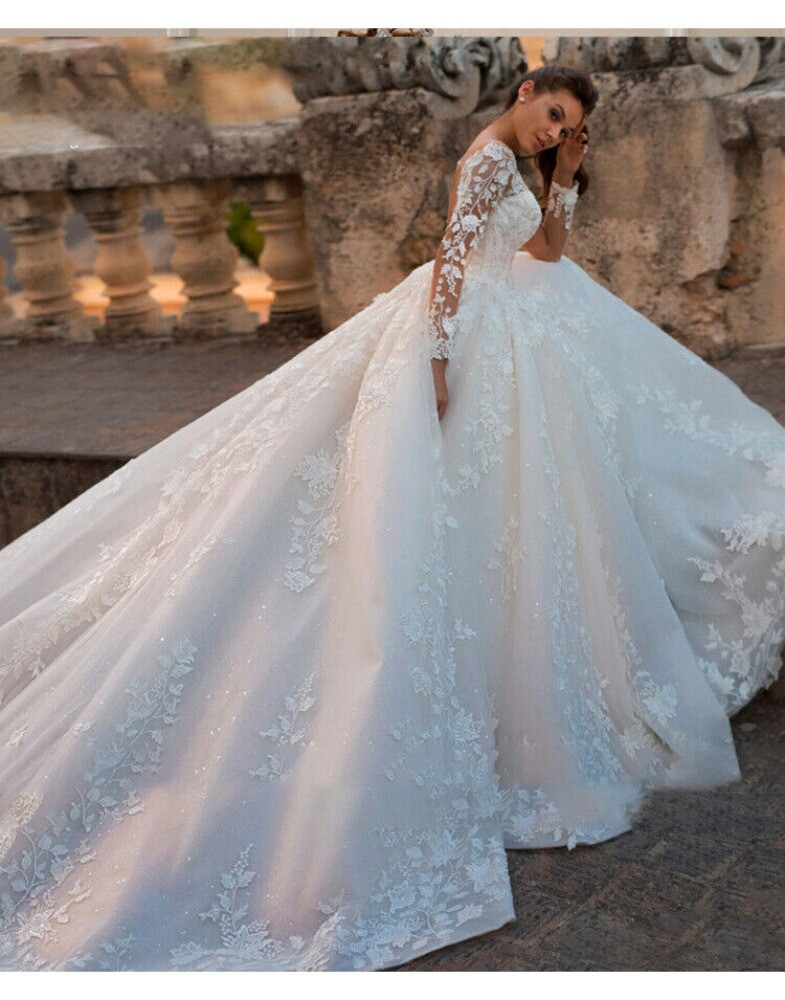 Women Luxury Wedding Dress V-Neck Backless Sexy Bridal Gowns Lace Appliques Robe