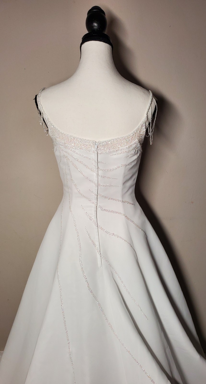 Moonlight Elegant White Wedding Dress Size 4 Retail $5,000