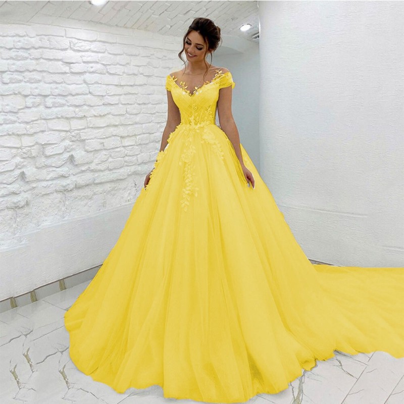 Yellow Lace Plus Size Wedding Dresses、 Applique Sweetheart Train Bridal Gown