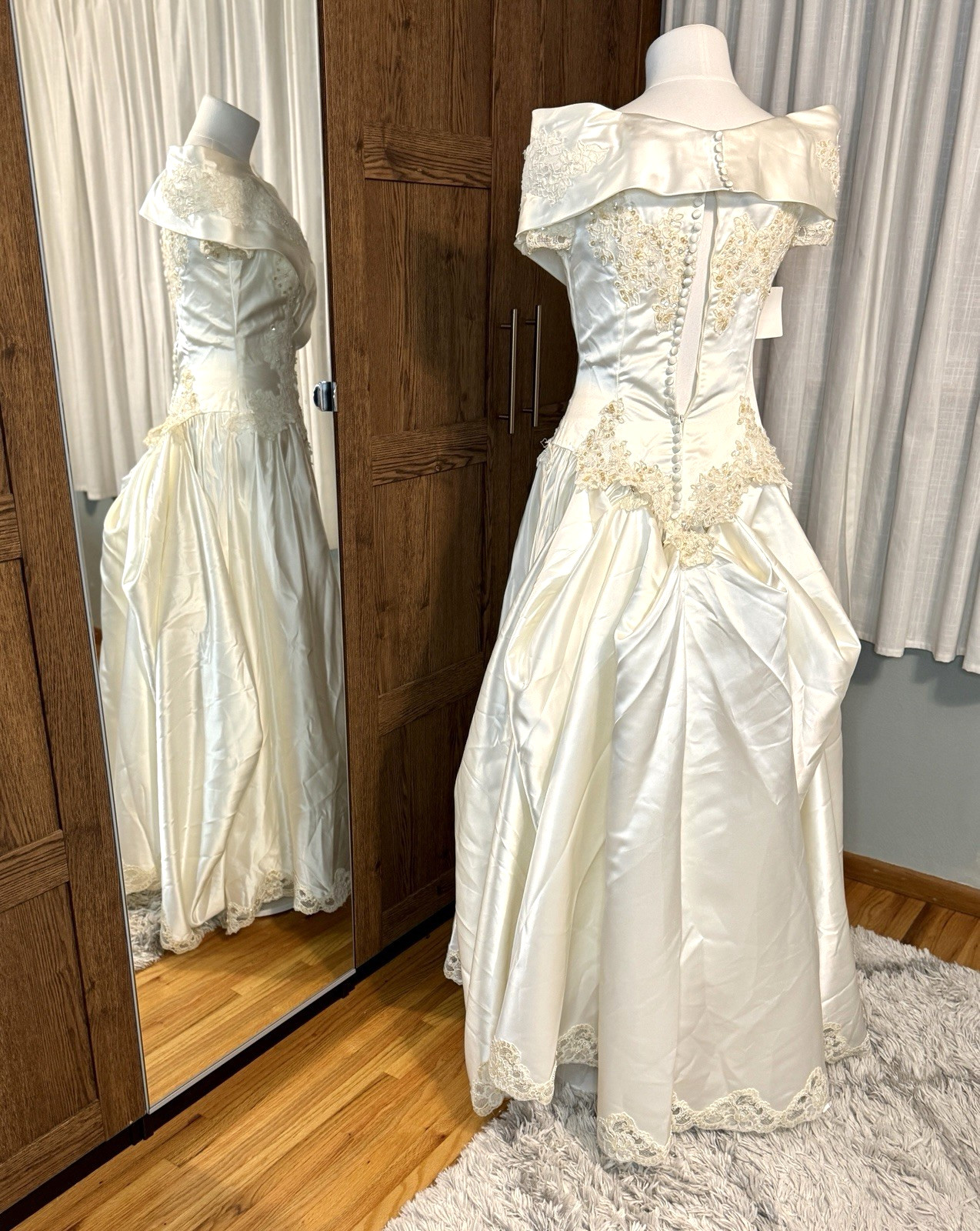 Vintage Alfred Angelo Off Shoulder Satin Wedding Dress Lace Train – Needs Repair