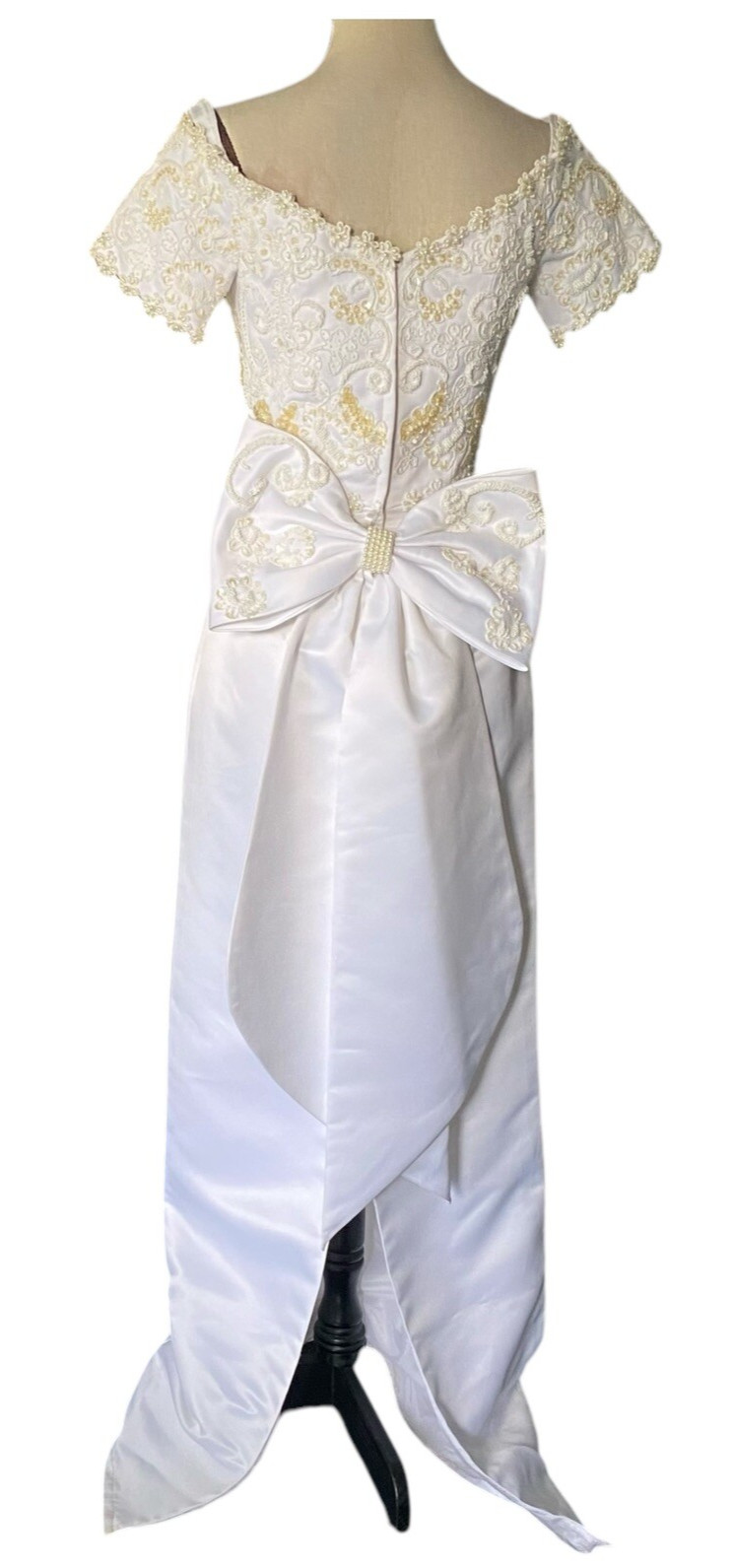 Oleg Cassini Wedding Dress Bridal Gown Size 4 White Gold Beaded Back Bow