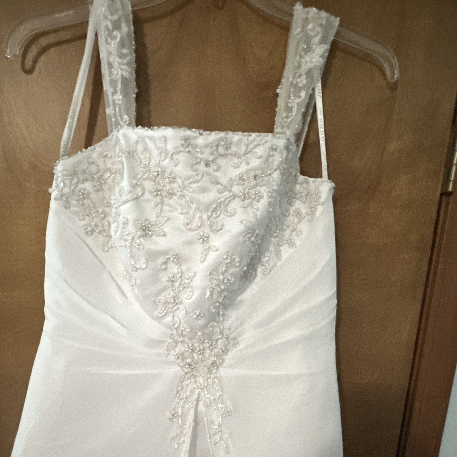 White A-Line Full-Length Wedding Dress Spaghetti Straps Lace Beading Embroidery