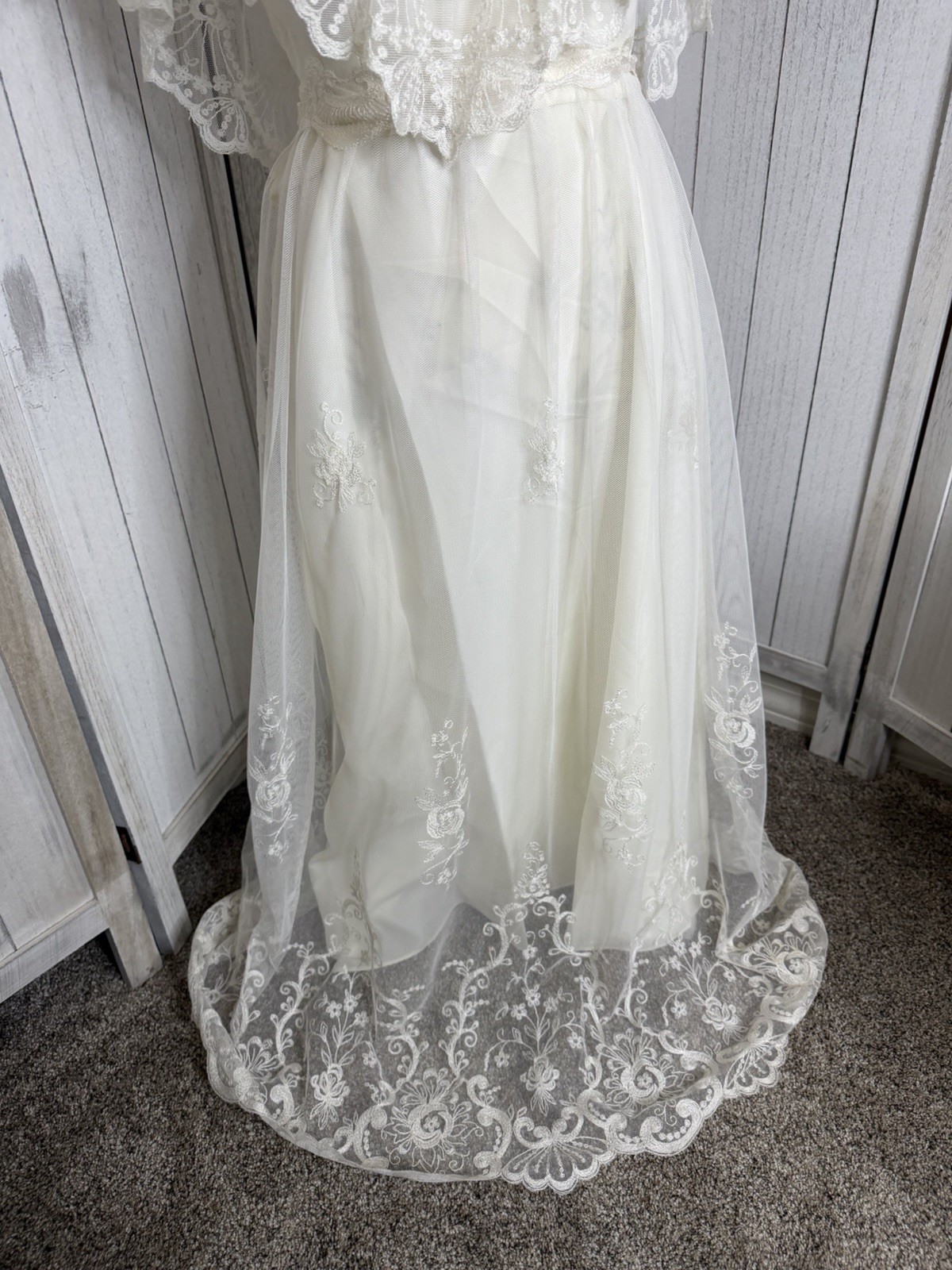 Vintage 50s 60s Alfred Angelo Lace High Neck Wedding Gown Victorian Prairie XS