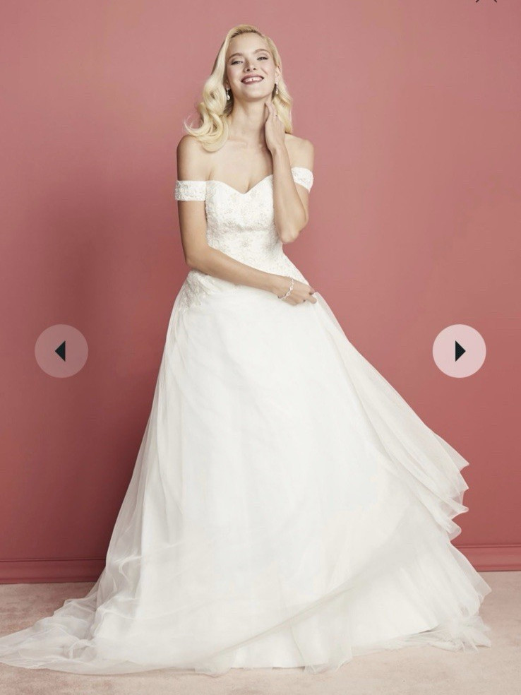 NWT Oleg Cassini CWG729 Off Shoulder Tulle Ballgown Wedding Dress White Size 4