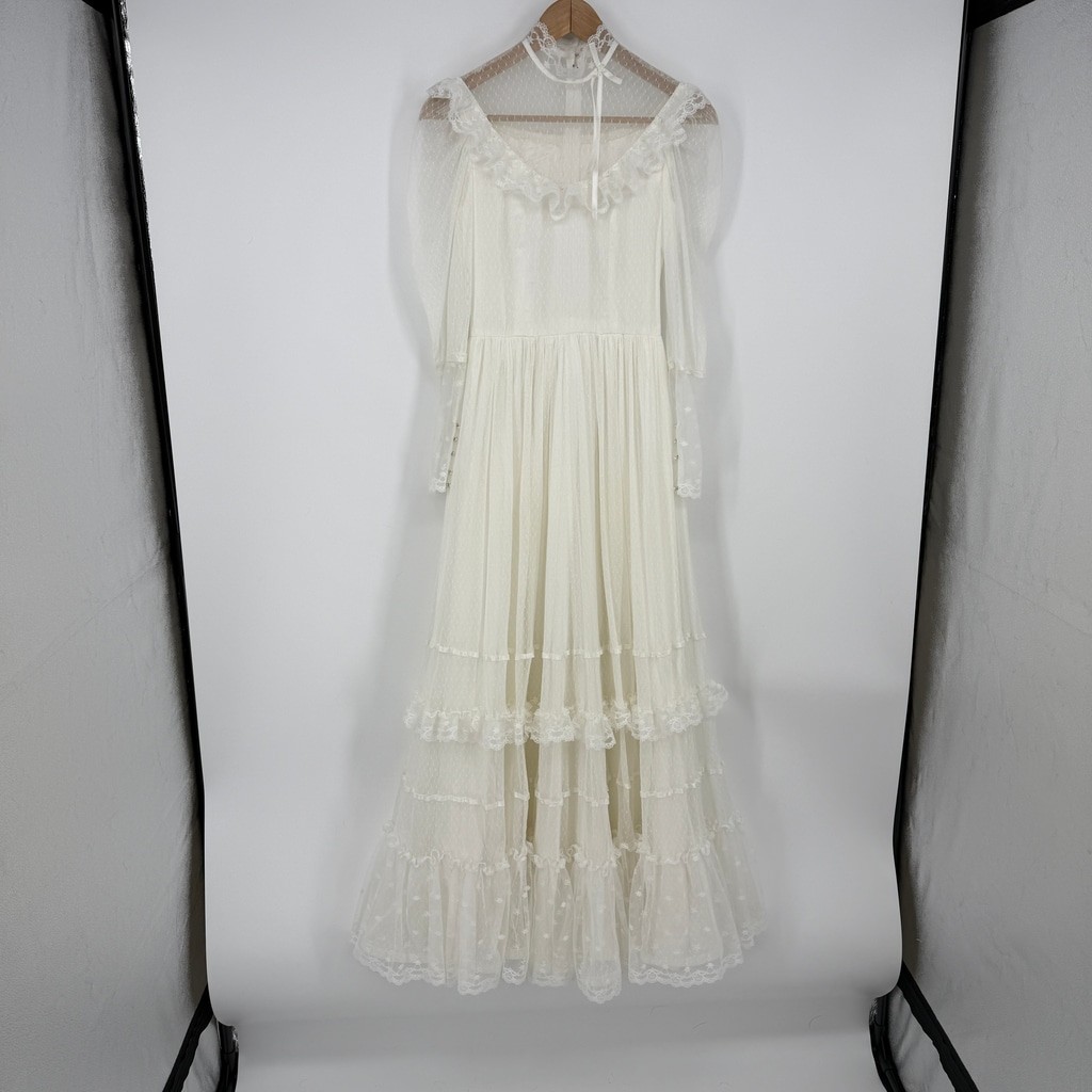 Vintage 70’s Tiered Lace High Neck Wedding Dress Ivory Handmade Boho size S