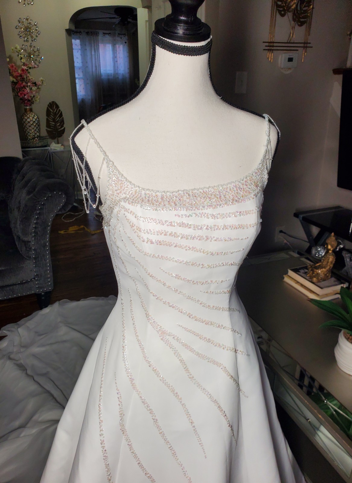 Moonlight Elegant White Wedding Dress Size 4 Retail $5,000