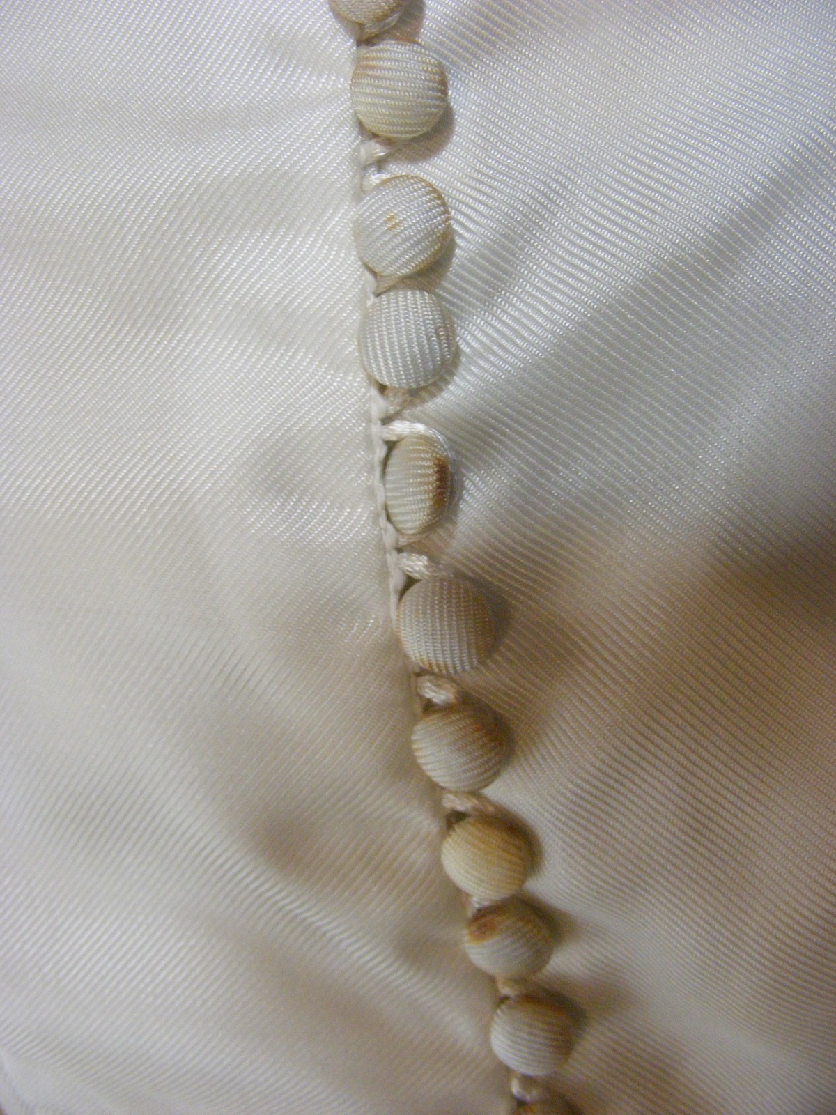 1942 WEDDING DRESS WWII BRIDAL WEAR RAYON FAILLE SWEETHEART NECKLINE LONG TRAIN