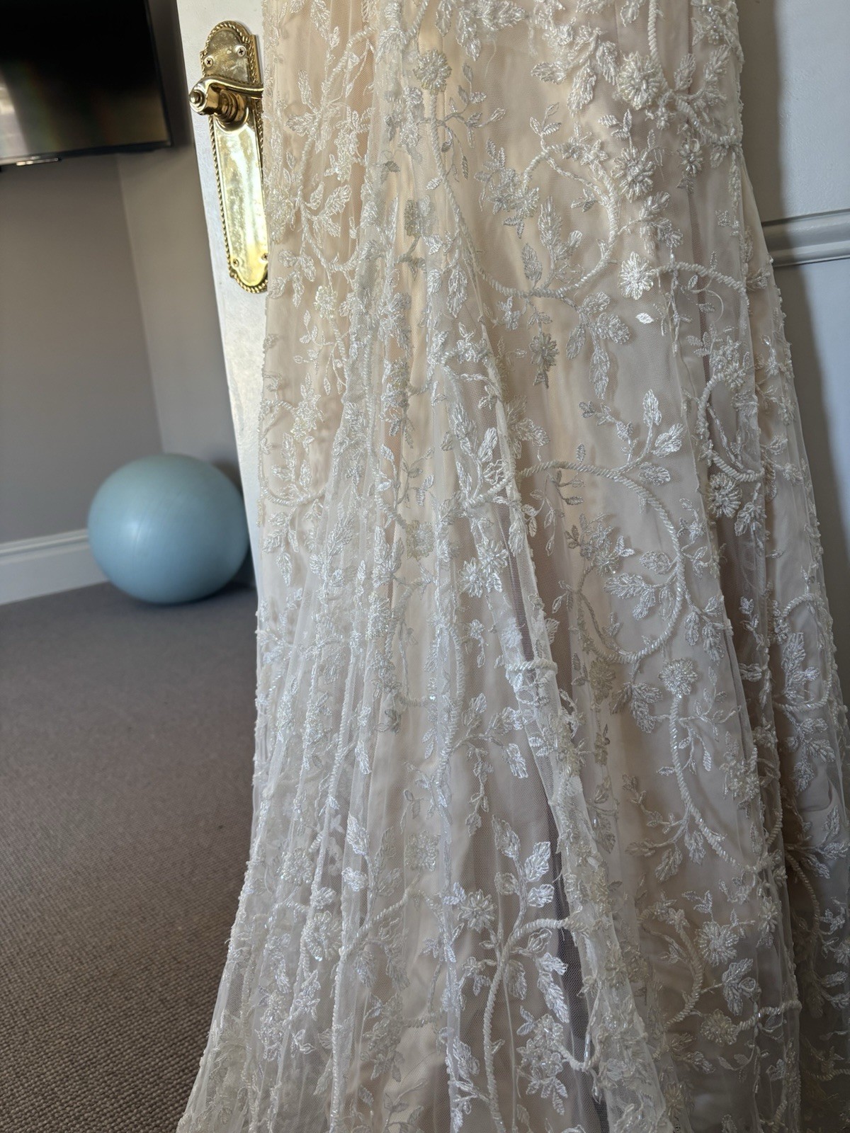 wedding dress size 8
