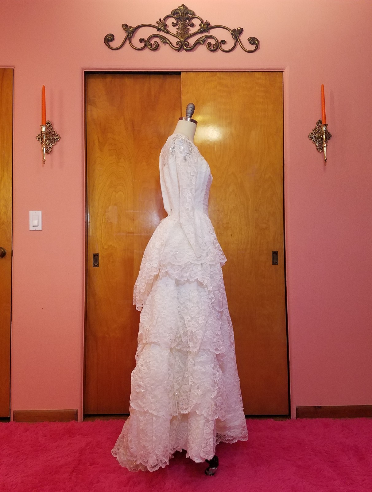 1950s/1960s Tiered Ruffle Lace Vintage Romantic White Wedding Dress XXS / XS