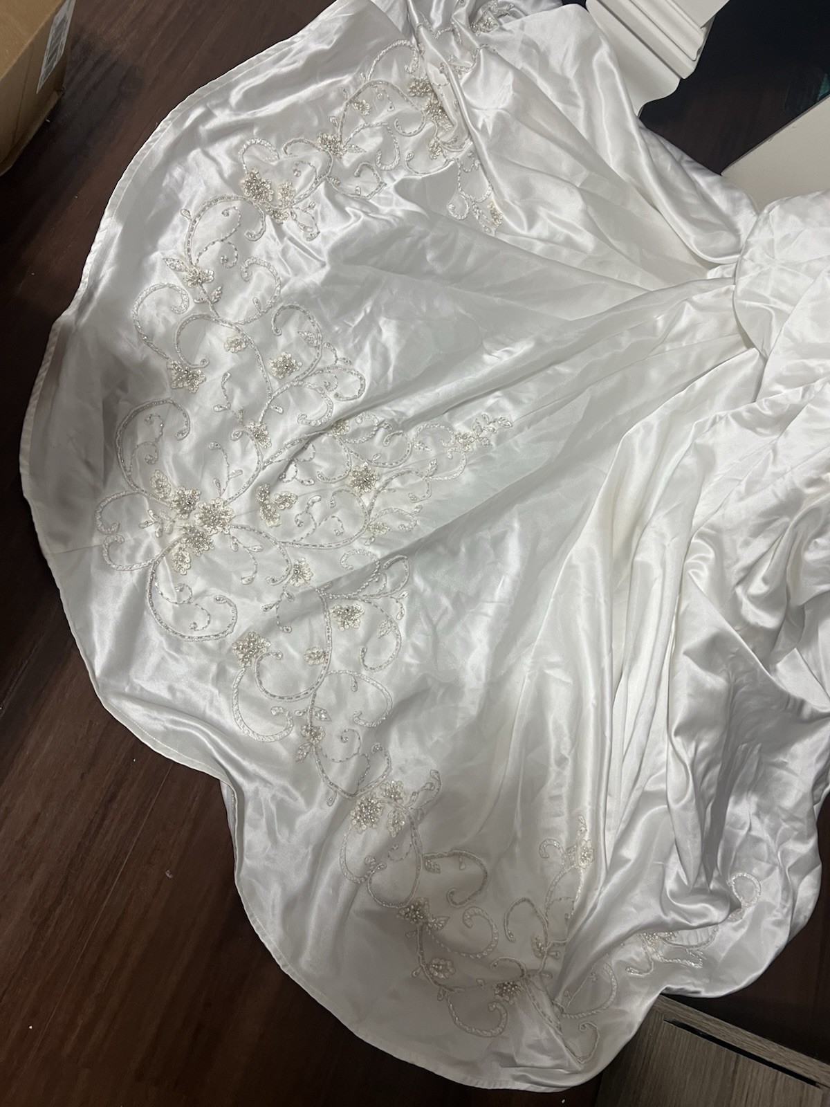 Sophia Tolli White Satin Sweetheart Ball Gown Wedding Dress Train Size 4