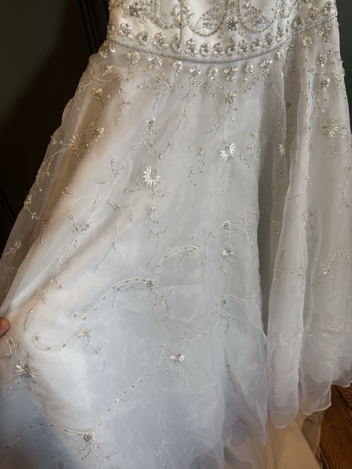 NWT Oleg Cassini White Wedding Dress Size 2 Petite with Gorgeous Beading