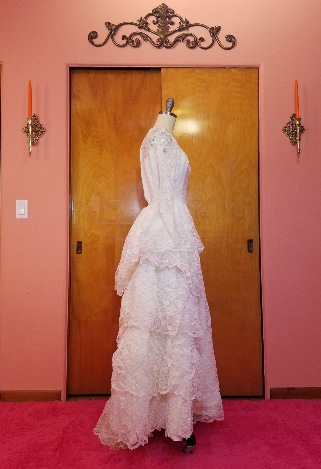 1950s/1960s Tiered Ruffle Lace Vintage Romantic White Wedding Dress XXS / XS