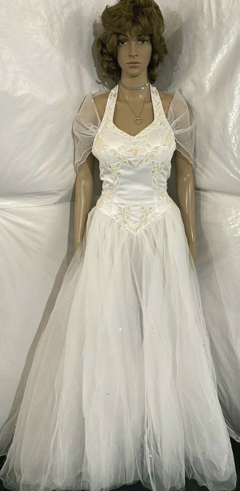 Pretty WHITE Venus Wedding Gown/Dress SZ 10W? with scarf, and veil EUC