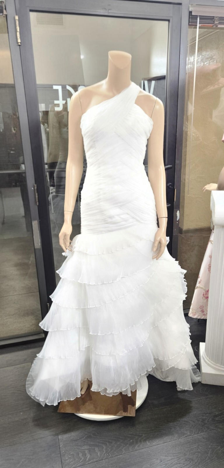 Unbranded Ruched Tiered ivory one shoulder Wedding Dress sz 6