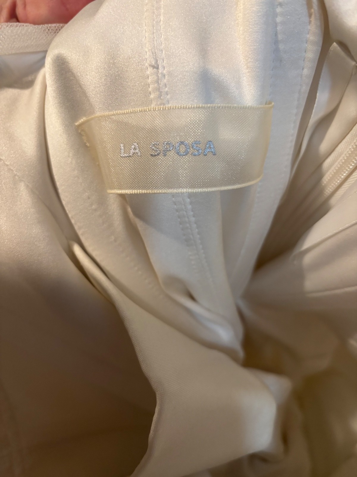 Pronovias Noray Unworn/Unaltered Wedding Dress size 10