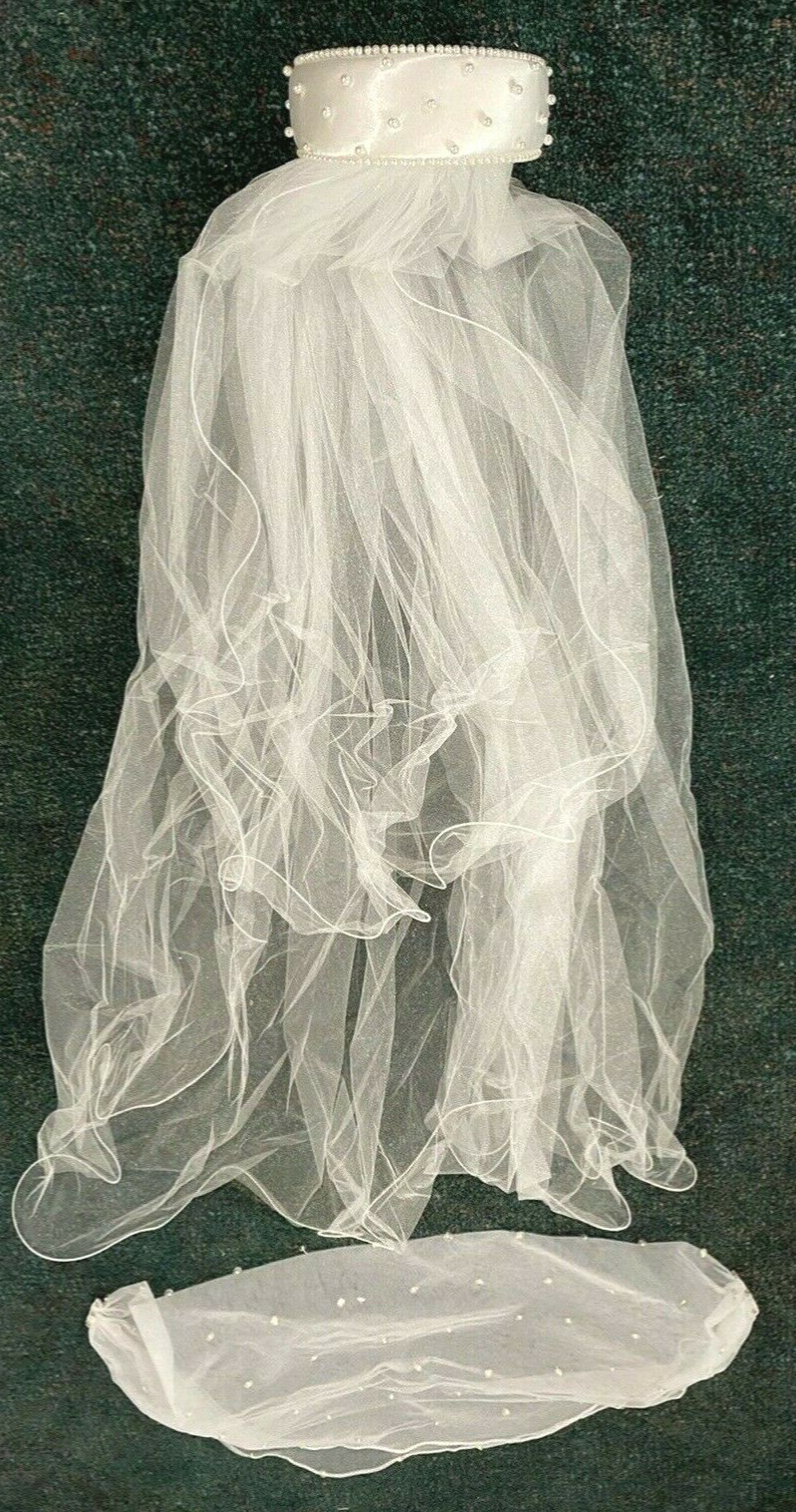 Pretty WHITE Venus Wedding Gown/Dress SZ 10W? with scarf, and veil EUC
